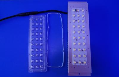 China Componentes de la luz de calle de 30 vatios LED con los accesorios ópticos de la lente de la PC en venta