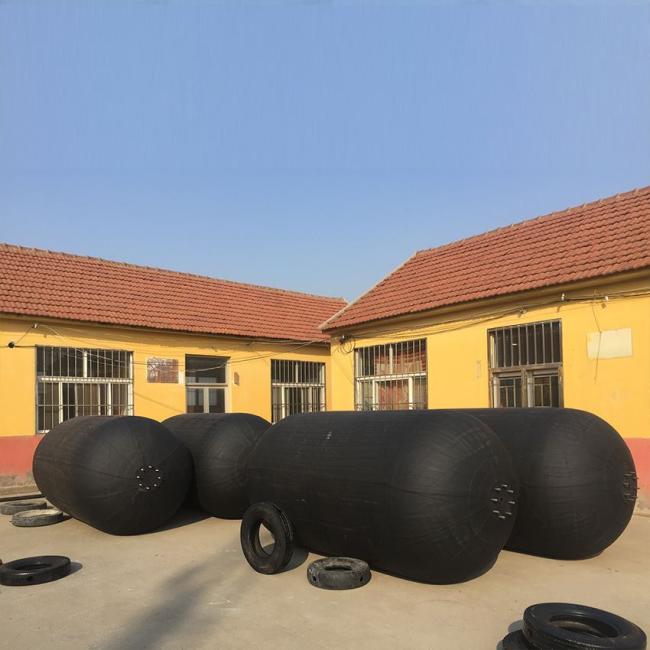 inflatable jetty rubber fender_1 inflatable jetty rubber fender_1