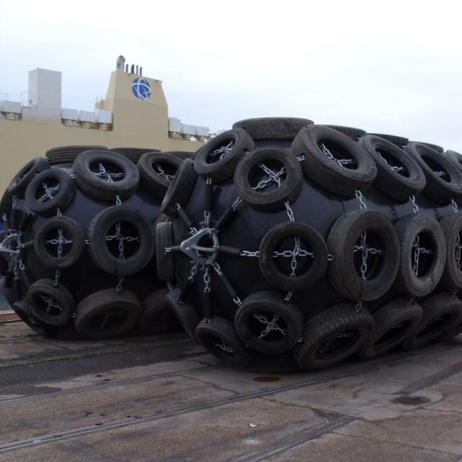 Yokohama Rubber Fenders_1