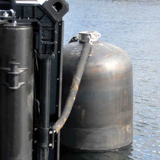 Hydro-Pneumatic Submarine Fenders Hydro-Pneumatic Submarine Fenders