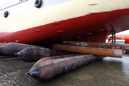 dry dock launching lifting ship and marine airbag dry dock launching lifting ship and marine airbag