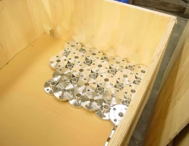 Factory Direct Sales ANSI B16.5 Forged Stainless Steel Carbon Steel Water Pipe Blind Plate Flange for Water Pipeline