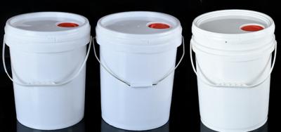 中国 Durable Plastic Oil Cisterns with Handle and Bucket Capacity 販売のため