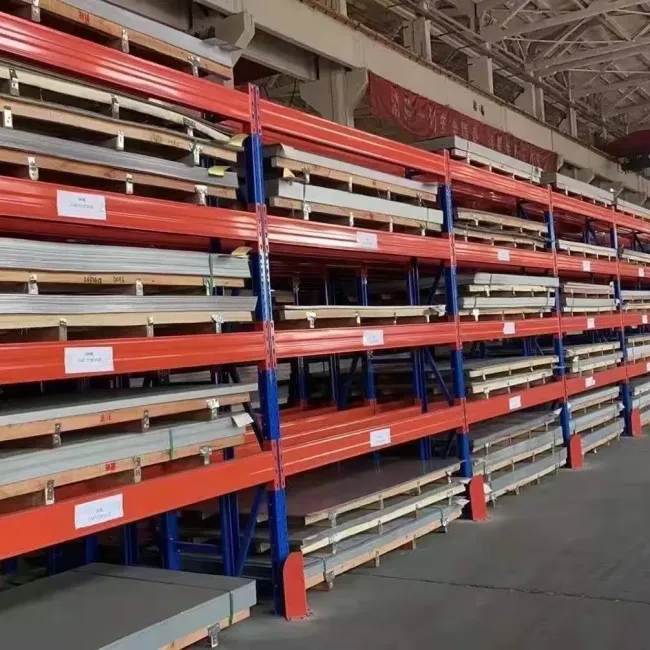 Stainless steel sheet surface finish and texture
