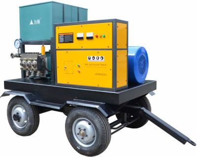 Chine pompe à eau hydraulique de sableuse de décapant à haute pression diesel portatif du joint 20000psi à vendre