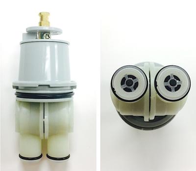 Chine Remplacement de cartouche de robinet de salle de bain de 4 po  Rp46074 Assemblage de cartouche de valve universelle à vendre