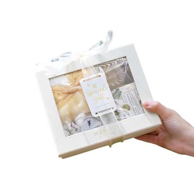 China caixas de presente de época natalícia revestidas alaranjadas de 20cm*7cm*17cm com Windows transparente à venda