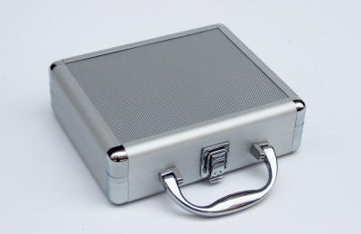 China Silver Aluminium Transit Case 0.8 Kgs , Waterproof Aluminum Carrying Case for sale