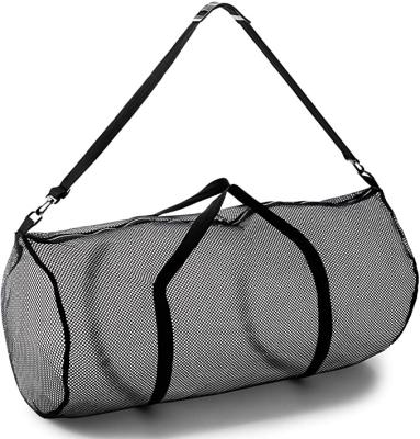 China Mesh Sports Duffle Bag Multipurpose Oversized Gym Bag With Zipper Adjustable for sale