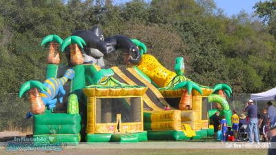 China Giant King Kong Inflatable Combo Childrens Bouncy Castle With Slide for sale