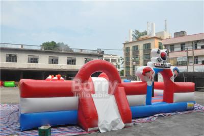 China Patio inflable de encargo del niño, ciudad inflable especial de la diversión que encajona el tema de Bull en venta