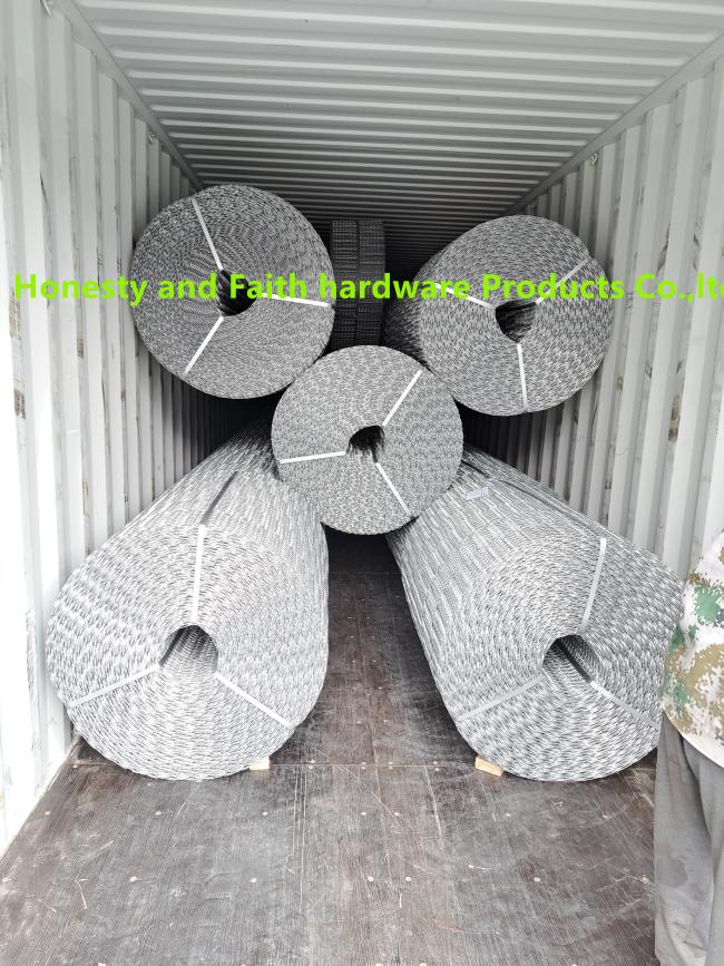 Wire mesh application in pipeline project