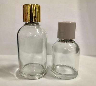 China las botellas de perfume de cristal de lujo 50ml y 100ml/el rociador de cristal embotellan el empaquetado del maquillaje en venta