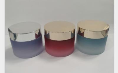 Chine Le pot cosmétique en verre avec des couvercles/pots cosmétiques écrèment les bouteilles/pot de crème/emballage cosmétique en verre à vendre