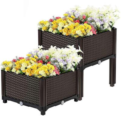 China Multifunctional elevated Plastic Raised Planters On Legs For Outdoor Backyard for sale