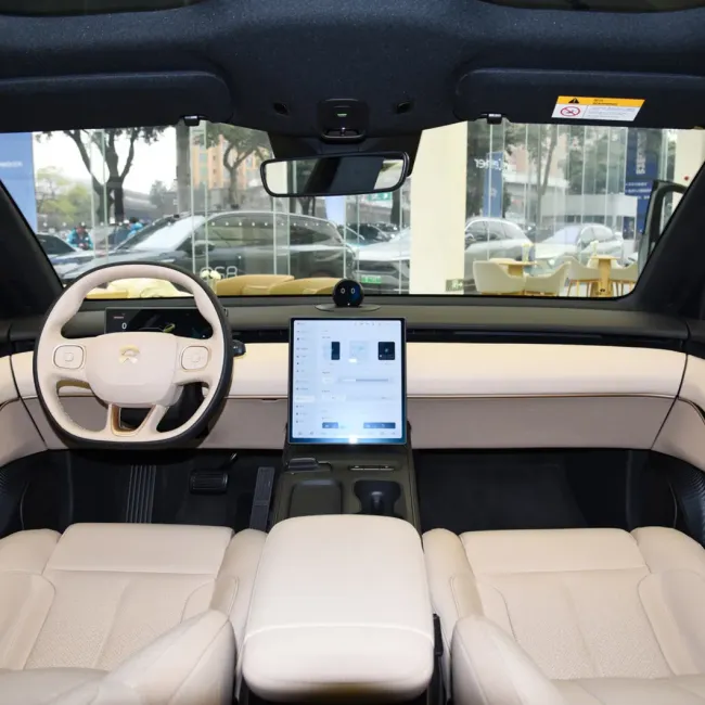 Left-Hand Drive, Hot Selling, High Quality Nio Et5, Wei Lai Et5, 5 Seats Intelligent Bev, 4WD, Awd, Medium Sedan Vehicle