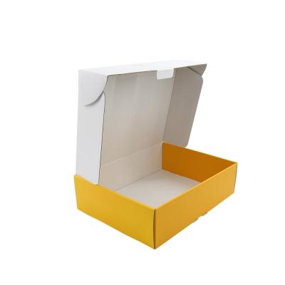 China 3 capas acanalaron el OEM/el ODM de moda del peso ligero de la caja del cartón disponibles en venta