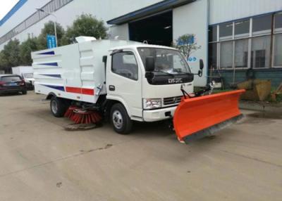 China Caminhão da vassoura de estrada do vácuo de Dongfeng 8000 litros de 4x2 6x4 8x4 com pá da neve à venda