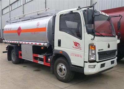 China Sinotruck HOWO 4x2 10M3 10000 de depósito de gasolina litros de óleo do caminhão reabastece o petroleiro Bowser do combustível do caminhão à venda