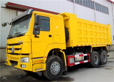Chine Camion à benne basculante résistant de rouleur de HOWO 10, camion- de 18M3 20M3 30 tonnes 25 tonnes de camion de déchargeur à vendre