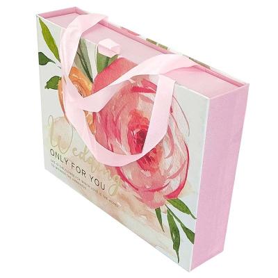 China Paper Wedding Candy Gift Bag With Pink Ribbon Handle for sale