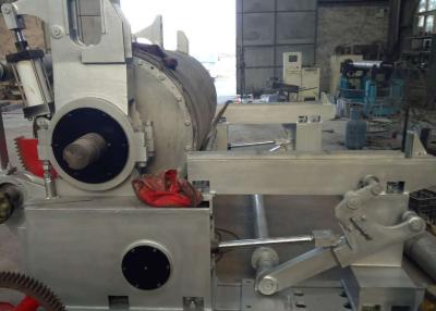 China Equipo para la fabricación de papel Kraft Máquina de enrollamiento / bobinado neumático horizontal en venta