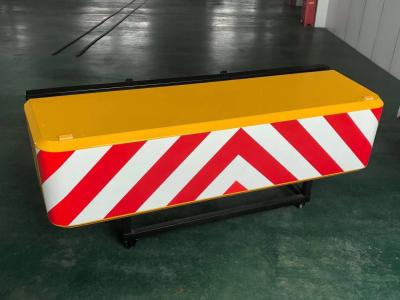 China Barreiras de alumínio do veículo da cor amarela anti para o caminhão de lixo à venda