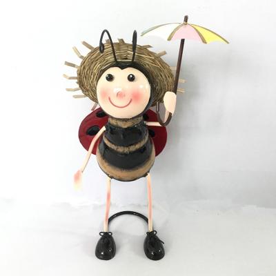 China Metal Garden Decoration Adorable Bee With Umbrella Indoor/Outdoor for sale