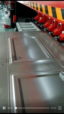 中国 4+1軸線200のトン3200mm CNCの出版物ブレーキ鋼鉄ドアのパネルの曲がる機械 販売のため
