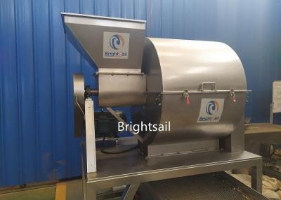 China Cassava Carob Pods Flour Pulverizer Machine High Productivity 300 To 500 Kg Per Hr for sale