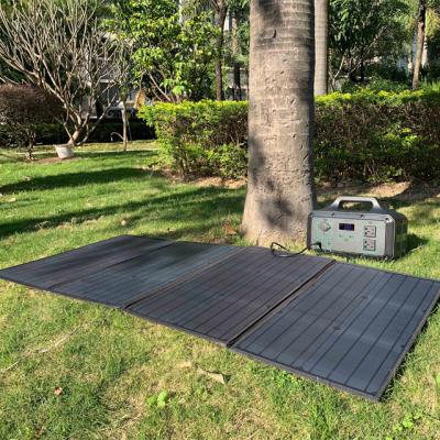 China 100w Peak Power Foldable Solar Panel For Backup Power Charge for sale