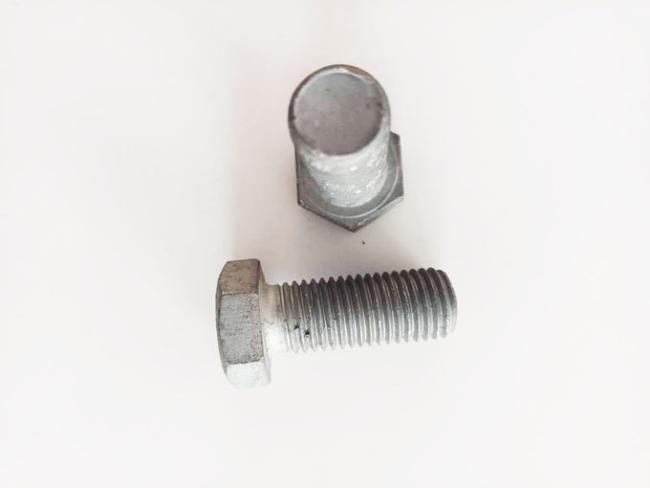 Carbon Steel Hot Dip Galvanized DIN933 Hexagon Head Bolt 4