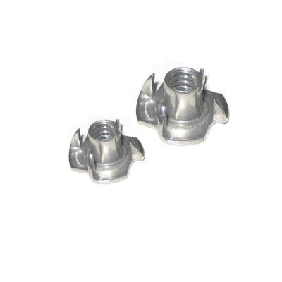 China M6 M8 M10 M12 Carbon Steel Din 1624 Insert 4 Prong Tee T Nut Zinc Plated for sale