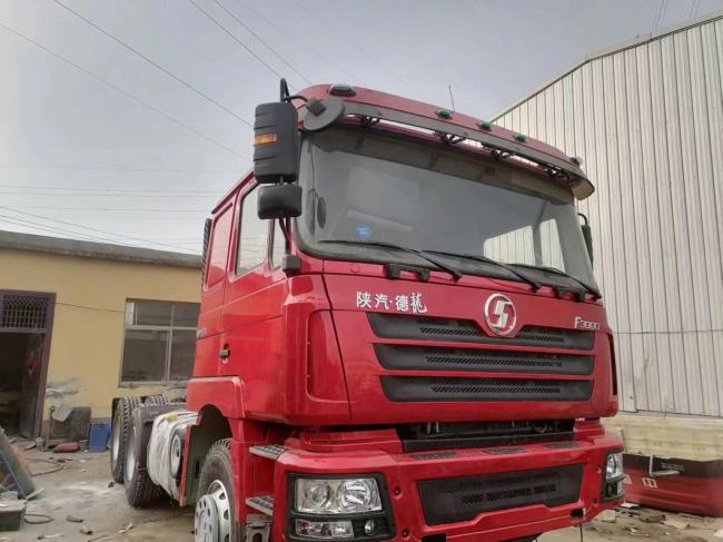 Shacman Made in China Red Used Tractor Truck F3000 6X4 Heavy Head Tractor Truck