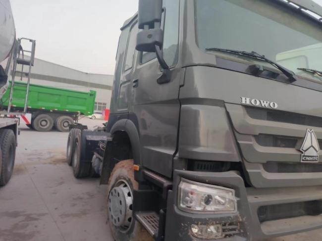 Hot Sale Different Colors Sinotruk HOWO 6*4 Tractor Truck Good Condition