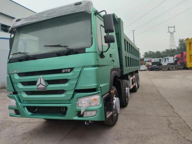 Sinotruk HOWO 8× 4 12 Wheels Dump Truck Secondhand Truck Green Color.