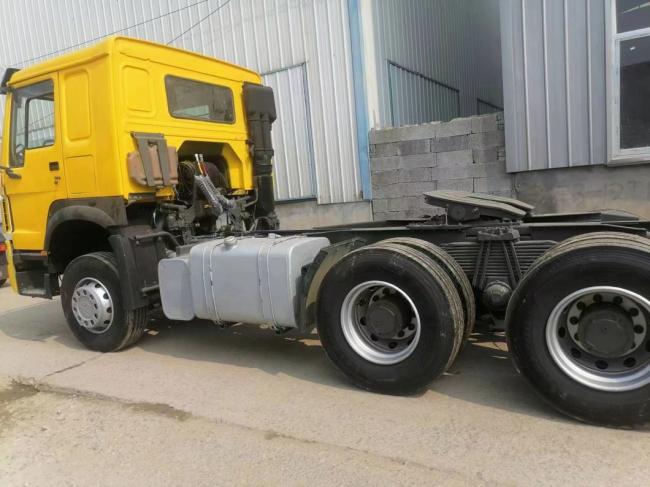 Hot Sale HOWO 6*4 Tractor Truck Yellow Sinotruk