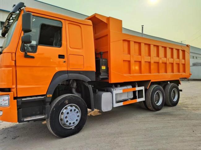 Euro 2 Sinotruck HOWO 6*4 Dump Truck Secondhand Truck 10tires Hot Sale