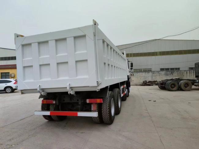 375HP Sinotruk HOWO 8*4 Dump Truck Secondhand Truck 12 Wheels White Transportation