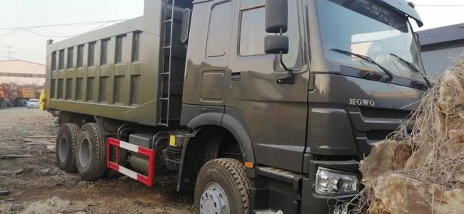 Gray Color Sinotruk HOWO 6*4 Dump Truck Heavy Duty Truck