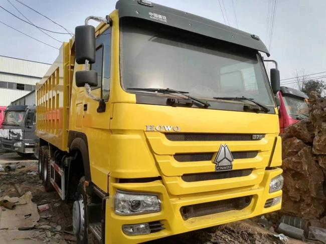 Sinotruck HOWO A7 New 6*4 8*4 HOWO 10 12 Wheeler Tipper Dump Trucks for Sale