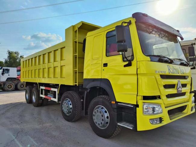 Sinotruk HOWO 8*4 Yellow Dump Truck with Weichai Engine Secondhand Truck 12 Wheels