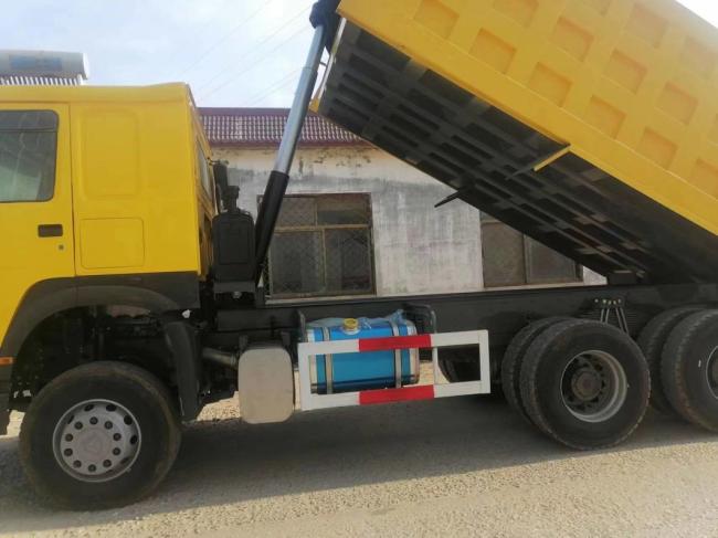 HOWO Truck Price 20 30 50 70 100 Ton 6X4 371 HOWO Tipper Used Dump Trucks