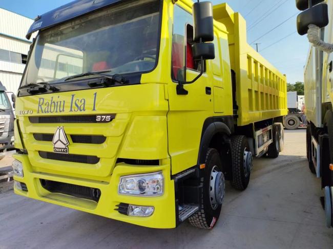 Yellow Sinotruk HOWO 8*4 Dump Truck with Weichai Engine Secondhand Truck 12 Wheels