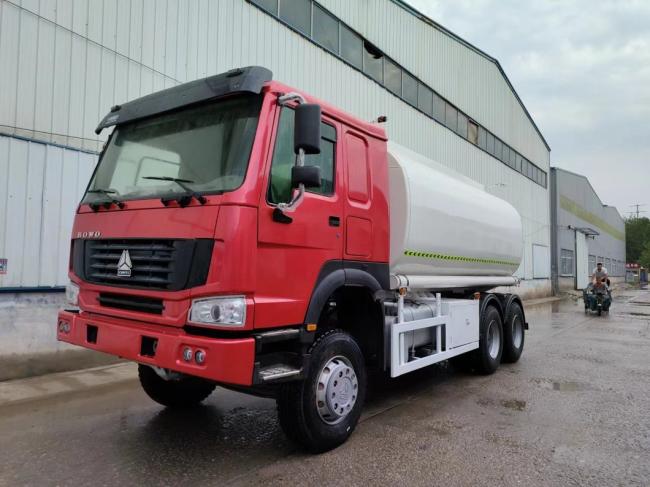 Factory Price Brand New Oil 20000 Liters 4 Compartiments HOWO 6X4 Fuel Tank Truck