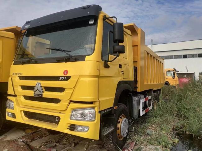 Good Condition Dump Truck 10 Wheeler Yellow HOWO Sinotruk 6X4 Mining Truck