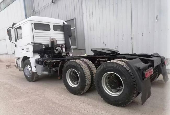 Sitrak Tractor Truck F3000 Duty Trailer Head Tractor Trailer Truck