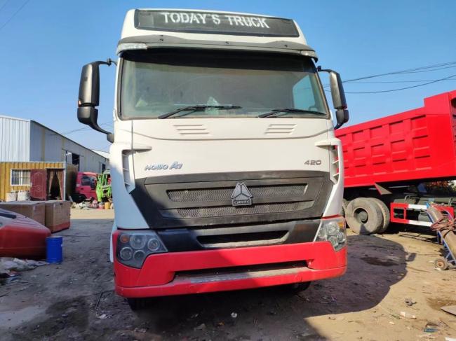 Sinotruk Howoa7 with Weichai Engine Tractor Truck Head Truck China Factory Direct Sale