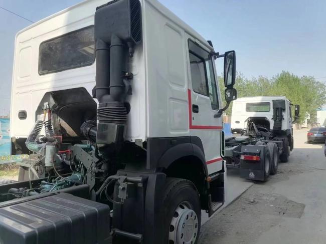 HOWO 6X4 10tires Tractor Truck Heavy Duty Trailer Head Tractor Trucks Price for Sale