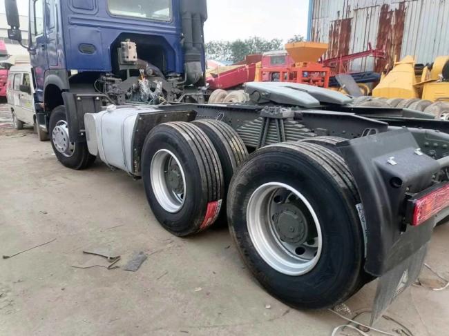 Tractor Truck 375HP 6X4 Sino Tractor Head Truck Second Hand HOWO Tractor Head with Good Condition